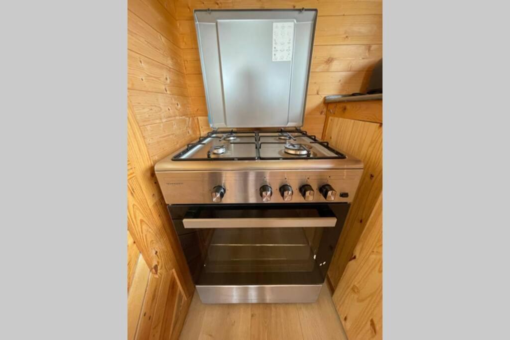Myinsolite - Tiny-House, Jacuzzi, Brasero, Piscine Aigues-Mortes Εξωτερικό φωτογραφία