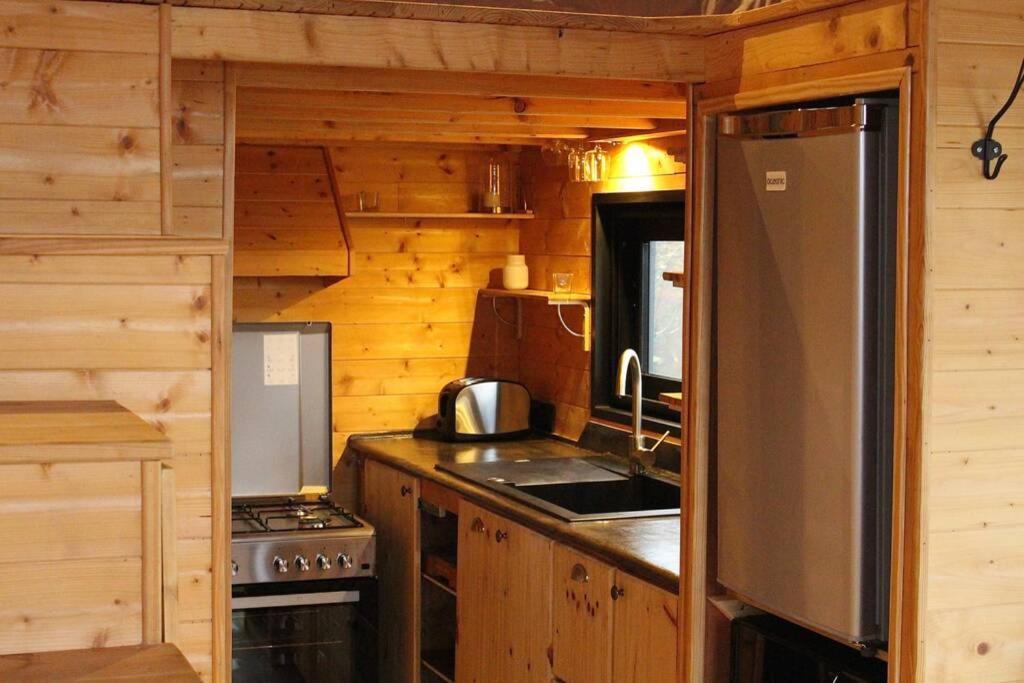 Myinsolite - Tiny-House, Jacuzzi, Brasero, Piscine Aigues-Mortes Εξωτερικό φωτογραφία